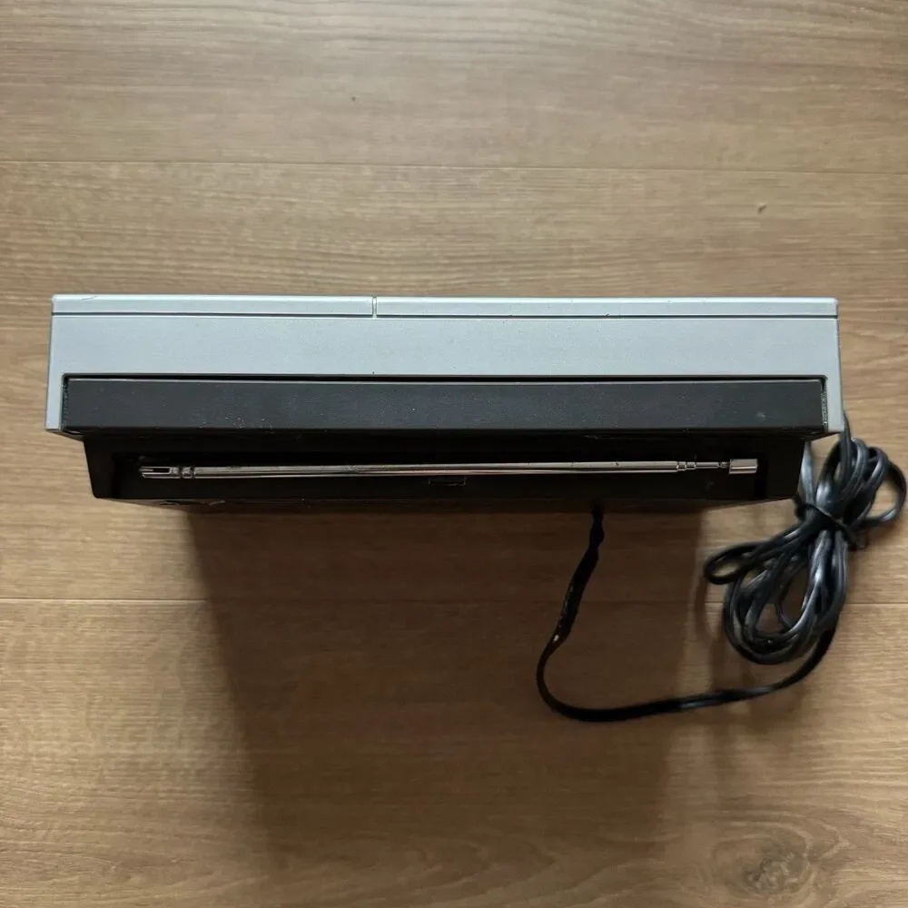 Sony Radio ICF-770W TV Weather FM AM 3 Band Receiver TV Sound Tested WORKING